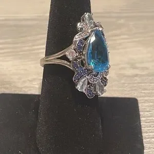 Gorgeous Silver Topaz Cocktail Ring