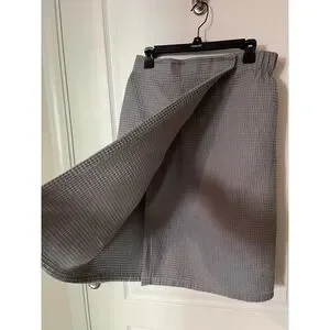Gray Waffle Texture Wrap Towel With Velcro/Elastic Size S/M