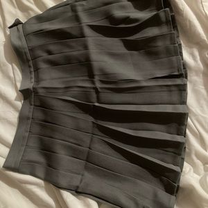 Grey skirt / Gray skirt