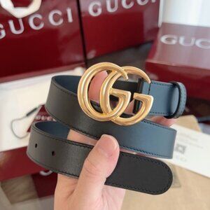 Gucci Emblem Gold Buckle Belt