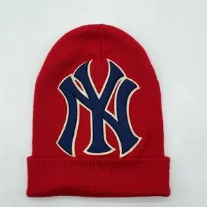 Gucci x Yankees patched logo wool beanie NEW