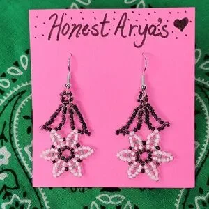 Handcrafted Black &‎ White Flower Earrings Hippie Retro 60s MOD