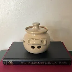 Handmade Stoneware Country Cottage Garlic Keeper W/ Blue Heart Design Signed