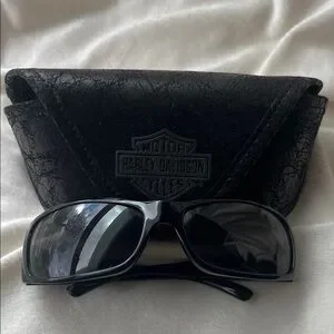 Harley-Davidson Sunglasses Dark Shades With Case