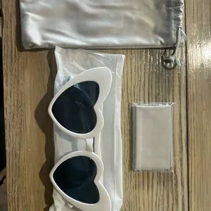 Heart-Shaped White Sunglasses New