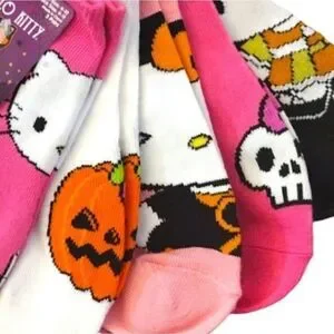 Hello Kitty 5 Pairs Pink Halloween Theme Prints No Show Socks NWT