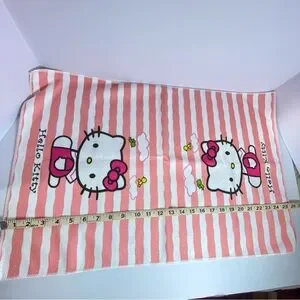 Hello Kitty Pink And White BNWT Microfiber Towel