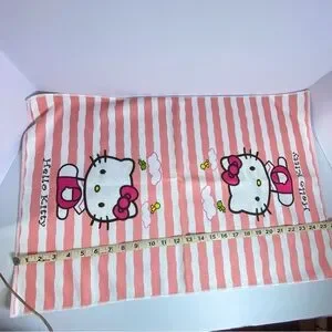 Hello Kitty Pink And White BNWT Microfiber Towel