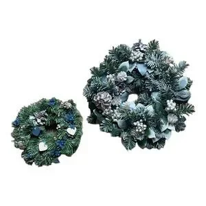 Holiday Wreath Set of 2 - vintage 90s
