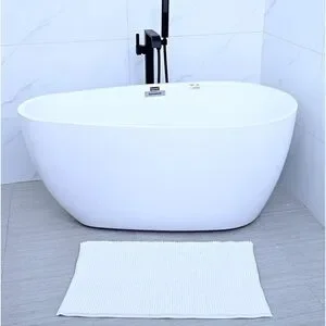 HOMESMART Off White Chenille Bathmat (100% Microfiber)