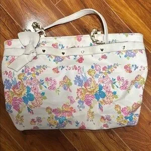 Huge Betsey Johnson Tote Handbag Bakery Floral Big Bow Chain Strap like new