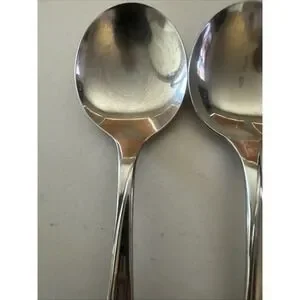 International Silver 100 Stainless Steel Impression Round Soup Spoon USA