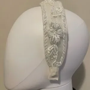 Ivory Headband Bridal Party Beaded Tulle Pearl Sequins NWT Alter’d State Crown