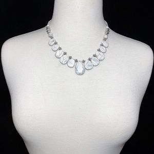 Ivory Stone Teardrop Flair Necklace Earrings Set