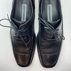 Johnston and Murphy Black lace Oxford