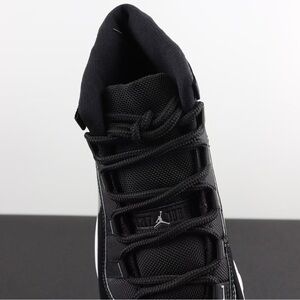 Jordan 11 RetroJubilee