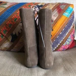 Joyfolie “Cheyenne” Genuine Suede Boots