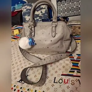 Juicy Couture Gray studded crossbody bag 13x8.5 W/ Bear Charm & Twilly