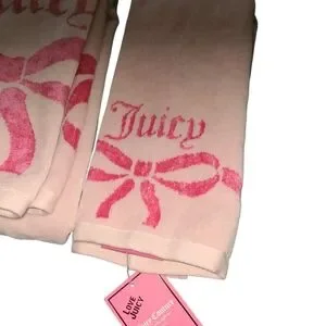 Juicy Couture Pink Towel Set With Bow Design