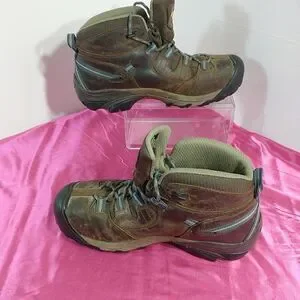 Keen Detroit Mid Boot Steel Toe Men's Size 9.5 D 1007004D . Condition Is Pre-own