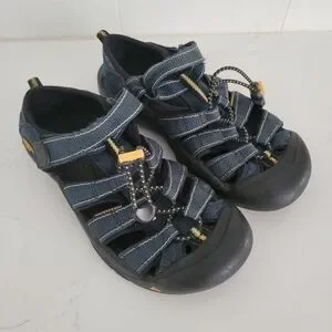 Keen Newport H2 Closed Toe Water Shoe Water Sandal Black Blue Navy Boys Size 2/3