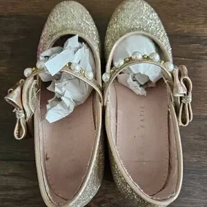 Kelly Katie Girl Dress Heels Size 1 Gold/PU