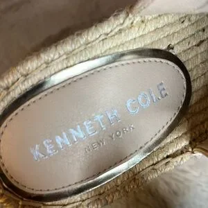 Kenneth Cole 9.5 Olivia Wedges