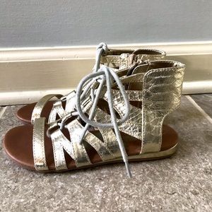 Kenneth Cole Reaction Gold Sandals Size 13