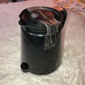 KEURIG Plastic Carafe