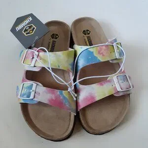 Khombu Big Girl Sandal's size 4