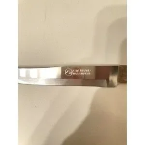 Kiwi Brand Knife Made In Thailand With Wood Handel