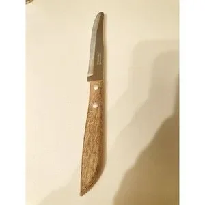 Kiwi Brand Knife Made In Thailand With Wood Handel