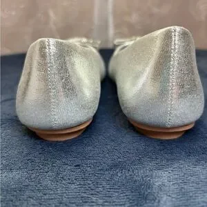 Laura Ashley Girls Silver Slip On Flats Size 2
