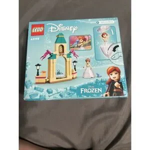 LEGO Disney's Frozen Anna's Castle Courtyard 43198 New