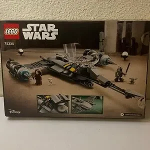 LEGO Star Wars Mandalorian Starfighter - Gray And Black