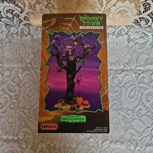 Lemax Spooky Town Spider Tree With Orange And Black