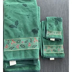 Lenox Green Holly Jacquard Bath Hand Guest Washcloth Towel Christmas Set 4