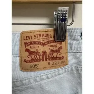 Levi’s 505 Men’s Jeans 32x32 Light Wash Straight Fit USA Denim W32 L32