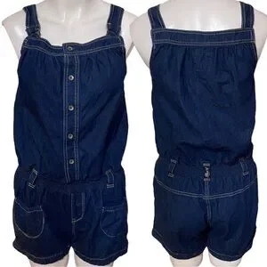 Levi’s Denim Romper Size M (Fits Like sizes 6-8)