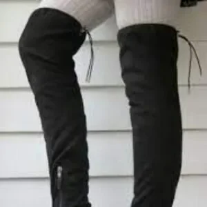 LIKE NEW SAM EDELMAN OTK PALOMA BLACK SUEDE BOOTS SIZE 7- RETAIL $398