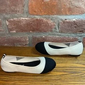 Lily & Dan Girls Recycled Material Ballet Cat Flats Size 9/10