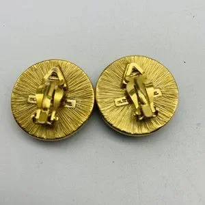 LIZ CLAIBORNE Vintage Crest Earrings Clip On Gold Tone Button Black Classic