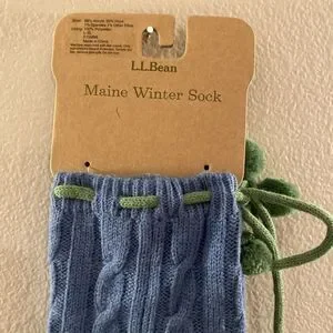 LL Bean Maine Winter Socks Womens Sz L-XL Acrylic/Wool-Blend Blue Pom Pom‎