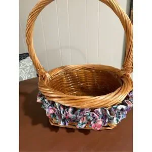 Longaberger Ruffle Basket Large