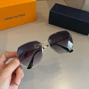 Louis Vuitton Black Sunglasses