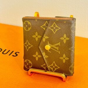 Louis Vuitton Monogram Wallet Compact