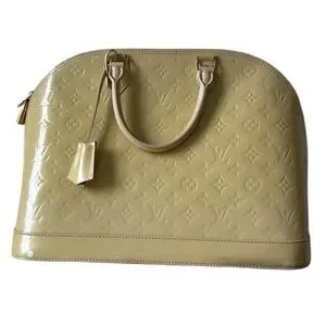 LOUIS VUITTON Vernis Alma GM Blanc Corail