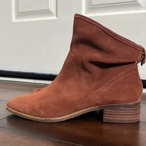 LUCKY BRAND Lollin Suede Bootie Sz 8 Stacked Heel In Brandy Boho Festival Rodeo