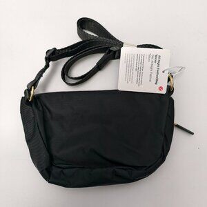 Lululemon All Night Festival Bag 2L