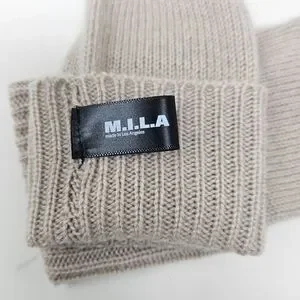 M.I.L.A. 100% Cashmere Gloves One Size Beige Quiet Luxury Classic Soft Neutral